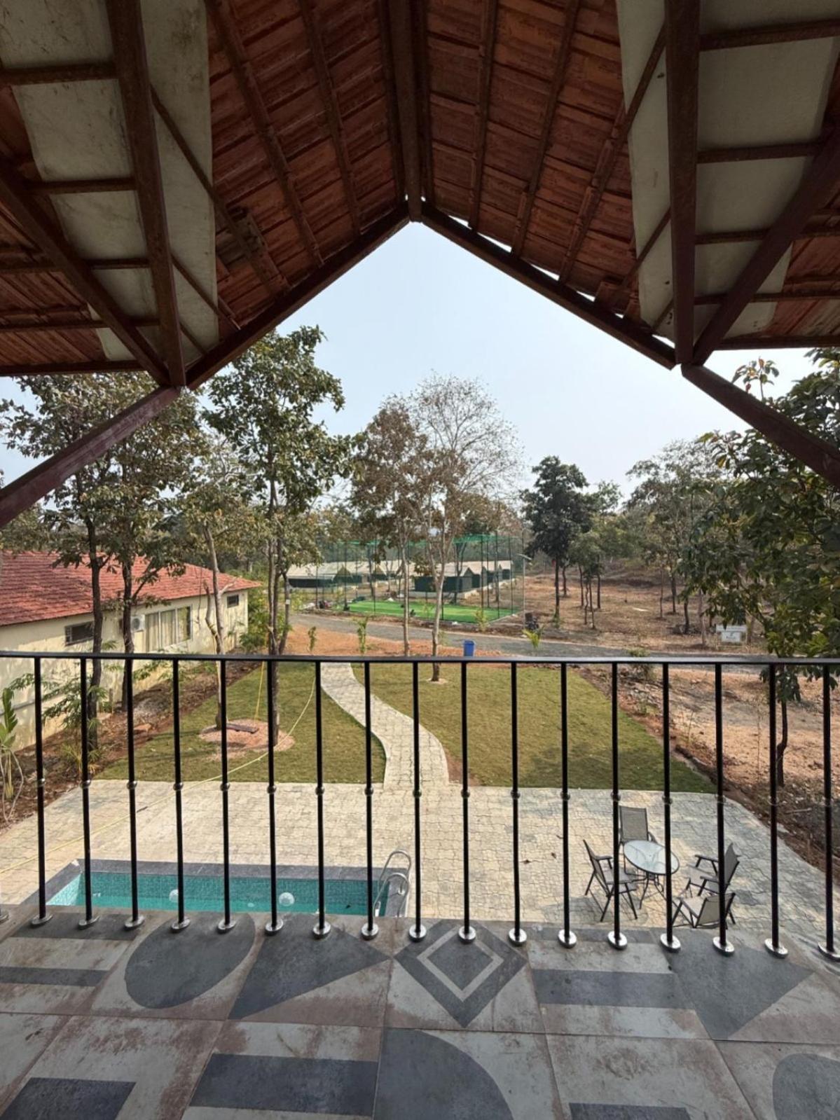 Palash The Jungle Resort Gondia Buitenkant foto