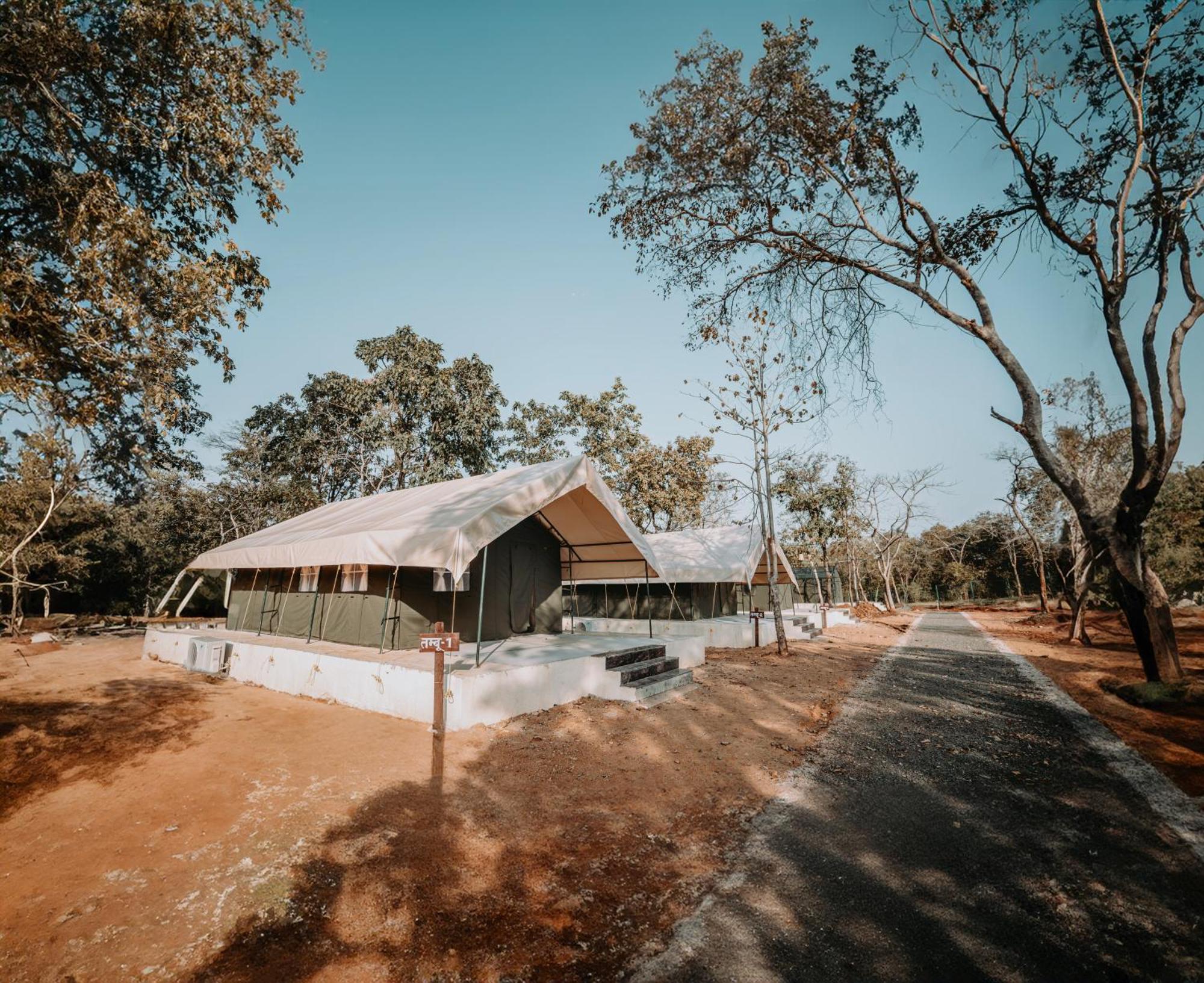 Palash The Jungle Resort Gondia Buitenkant foto